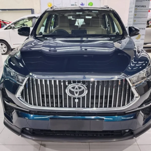 Toyota KMH Front Grille (Mercedes Maybach Style) – For Toyota Innova Hycross
