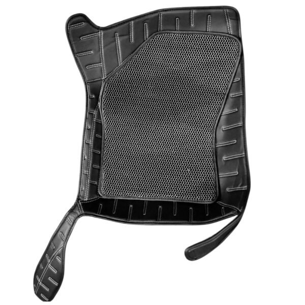 Tata Motors Top Gear 4D Rody HC Leatherite Car Mats for Tata Safari(2nd Gen) 6 AT- Black(HC-Silver/Black) - Image 4