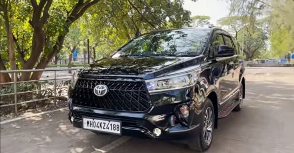 Toyota Star Grill for Toyota Innova 2020 - Image 3
