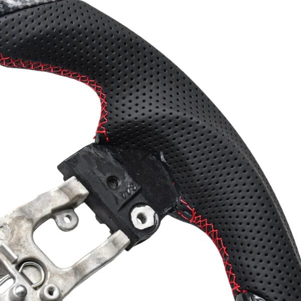 Toyota Real Carbon Fiber Steering Wheel for Toyota Fortuner / Innova Crysta / Hilux - Image 3